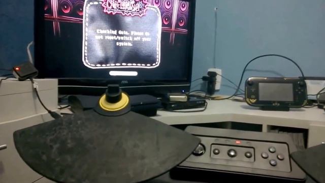 Guitar Hero World Tour Unboxing (Band Bundle) смотреть онлайн