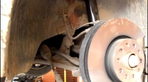 Замена передних стоек на Volkswagen Passat B6 Фольксваген Пассат Б6 2,0 2007 года 2часть