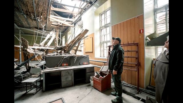 Мариуполь! Или Жданов? Строительство нового медицинского центра, ремонт школ, училища, домов, дорог смотреть онлайн