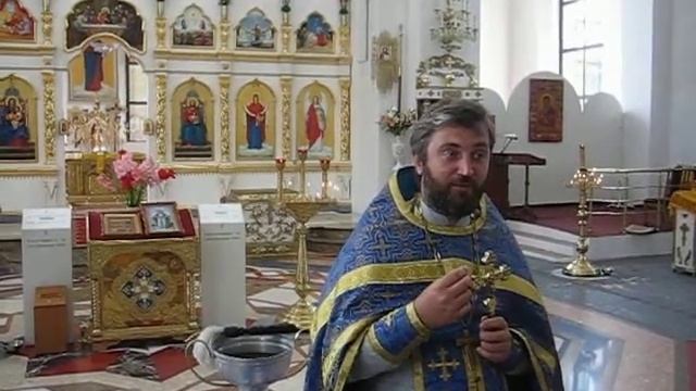 17.08.11.После молебна Богородице.AVI смотреть онлайн