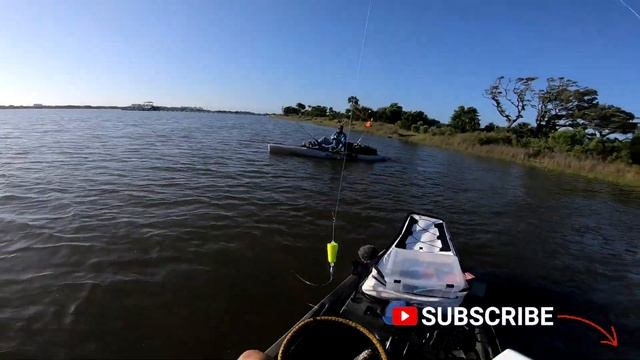 My BIGGEST Fish From A KAYAK For Sure !! | Kayak Fishing Galveston West Bay, Sweetwater Lake смотреть онлайн