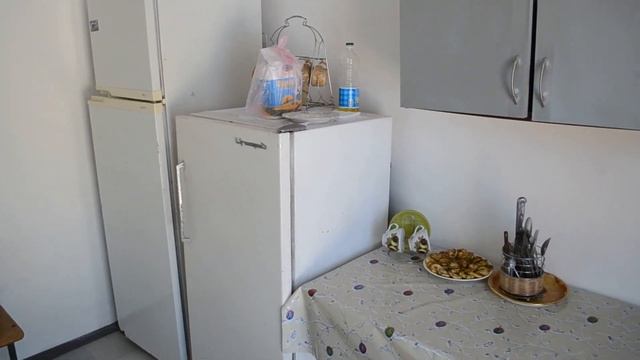 ОБЩАЯ КУХНЯ. ГОСТЕВОЙ ДОМ "КИРОВА 34". КИРИЛЛОВКА ЧАСТНЫЙ СЕКТОР смотреть онлайн