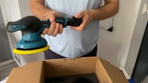 Полировальная машинка на аккумуляторе