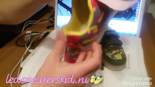 Обзор детских светящихся кроссовок "Beo Bei Xia" расцветка Хаки смотреть онлайн