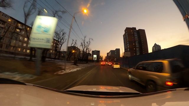 Владивосток. Вечерняя прогулка по зимнему городу смотреть онлайн
