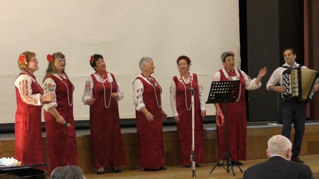 #Тум балалайка #relaxation for the soul - в исполнении вокальный группы " Радуга" из Heidenheim смотреть онлайн