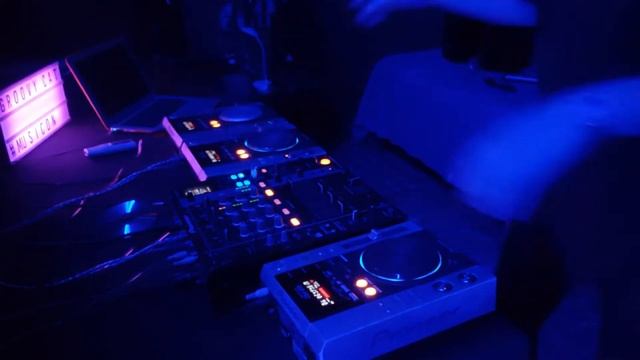 Groovy Cat Closing 2020 смотреть онлайн