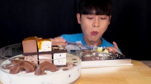 ASMR Клубничный моти Monsil Monsil и шоколадное мороженое Grea_! Peach cake With Chocolate Ice Cream