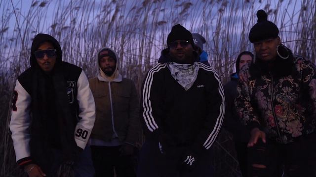 Trini Game - Gang смотреть онлайн