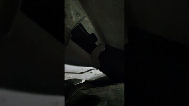 лисайн л7 #car #lixiang #l7 попал случай посмотреть подкрылом на подъёмнике .поймал огромную глыбу смотреть онлайн