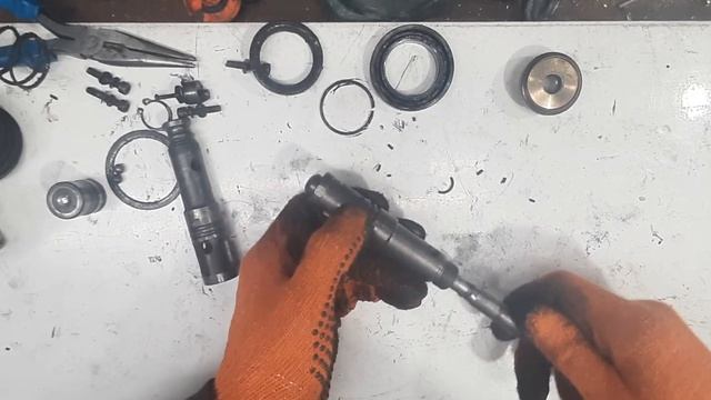 Ремонт бочкового перфоратора Энергомаш, замена ствола смотреть онлайн