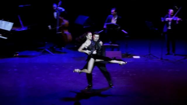 "De floreo" Solo Tango Orquesta, Eugenia Samoilova & Luis Squcciarini смотреть онлайн