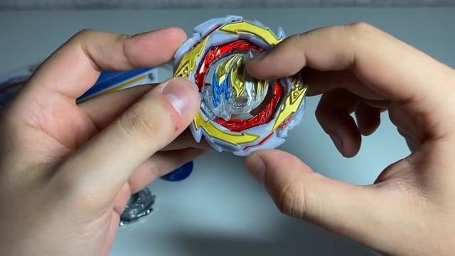 ГАТЛИНГ ДРАГОН ОТ ТАКАРА ТОМИ B-199 / РАСПАКОВКА И ОБЗОР / Бейблэйд Бёрст / Beyblade Burst смотреть онлайн