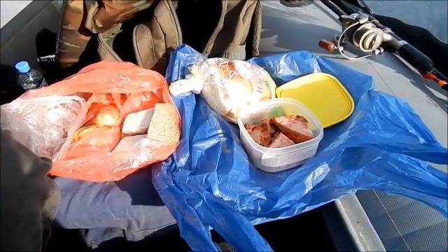 Осенняя рыбалка на реке и озере смотреть онлайн