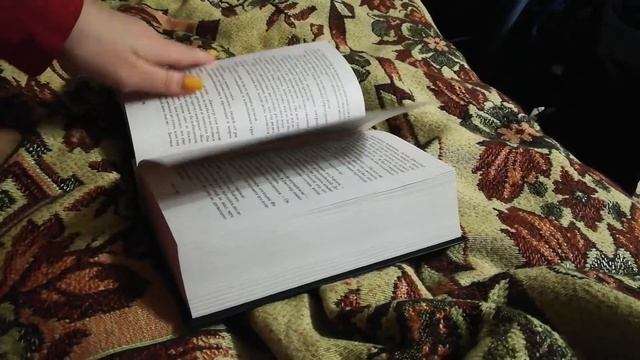 ЧИТАТЕЛЬСКИЙ ВЛОГ/ КНИЖНЫЕ ПЛАНЫ НА МАЙ/ Ли Бардуго "Продажное королевство" смотреть онлайн