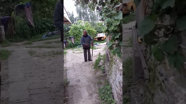 Лоліка Тата напився ганяв з вилами смотреть онлайн