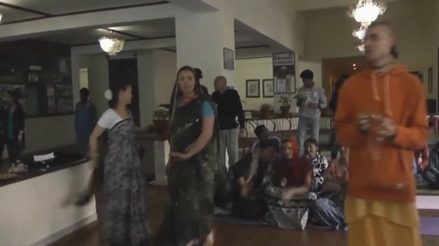 Расика Нам, Индия, Манали, 2014 смотреть онлайн