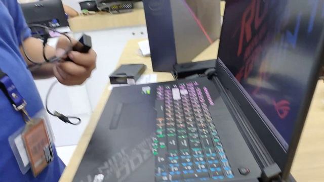 ASUS ROG STRIX G G712LU-H7114T INTEL i7-10750H, 8GB RAM, 512GB SSD, GTX166OTi 6GB | REVIEW SPECS смотреть онлайн