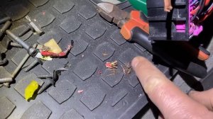 Перестал работать мотор отопителя Фольксваген T5( Т5) Мультивен. В чем причина? Ответ в ролике!