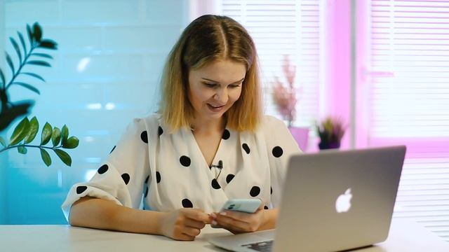 Почему VIKI SHOW плачет?? смотреть онлайн