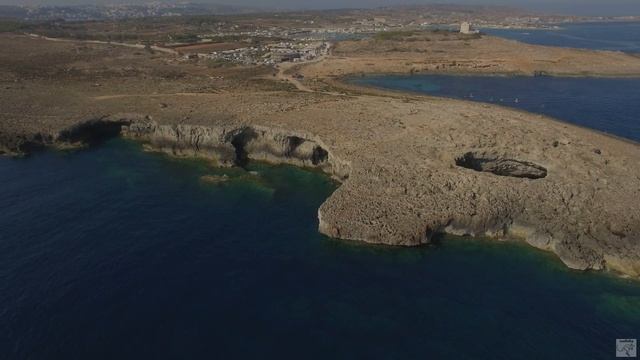 Blow hole- Mellieha Malta смотреть онлайн