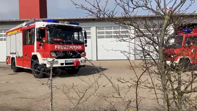 Feuerwehr Manching rückt aus mit 10/1 + 40/2 + 55/1 + 36/1 смотреть онлайн