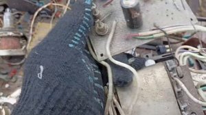 разобрал Советские телевизоры. Что ценного можно взять из плат?