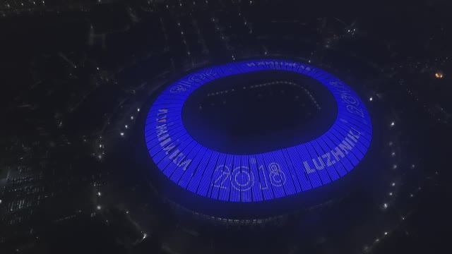 Воробьёвы горы и стадион Лужники, съёмка с дрона.mp4