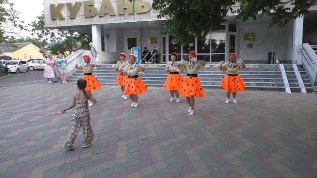 Колёсики смотреть онлайн