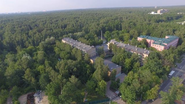 Пролетая над ПНИ 22 смотреть онлайн