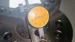 Выкатываем соосность на токарном станке с револьверной головой. Смотрим провисания.
