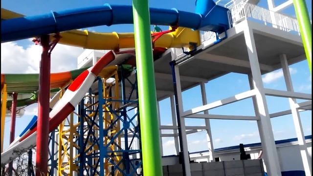 Арабатская стрелка. Аквапарк OASIS смотреть онлайн