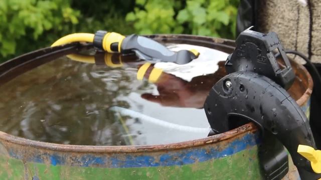 Средство от тли и Бочковой насос  Керхер / Karcher.