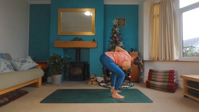 Yoga for Christmas Calm ? смотреть онлайн