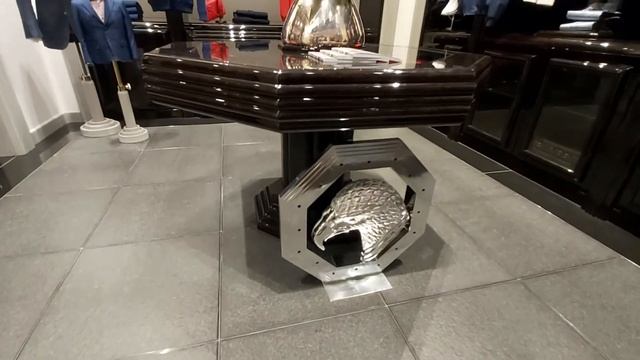 ЛОНДОН. Harrods. FANTASTIC PYTHON JACKET. ШОПИНГ. ПРИКОСНУТЬСЯ К РОСКОШИ. КУРТКА ИЗ КОЖИ ПИТОНА смотреть онлайн