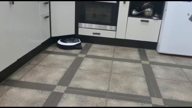 Обзор:Робот пылесос Samsung смотреть онлайн