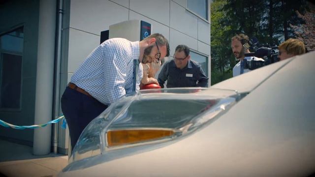 Bruce Bennett Nissan Charging Station Installation смотреть онлайн