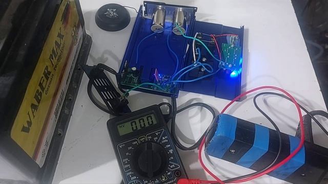 YQ-2000WN Chinese Invertor 12/24 220v