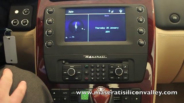 Connecting with a Bluetooth Phone - Maserati смотреть онлайн