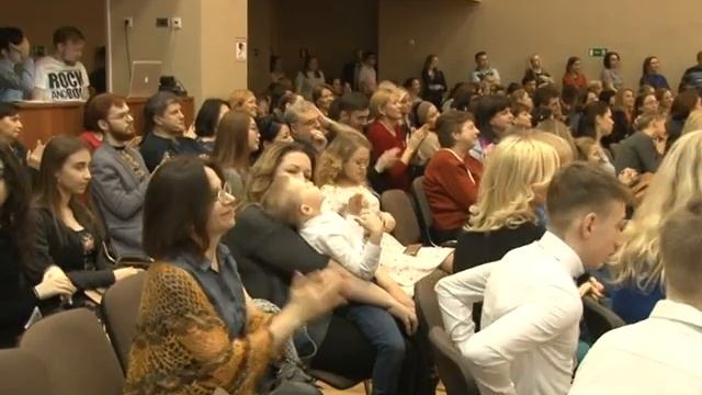 Пушкинский бал прошел в школе № 17 смотреть онлайн