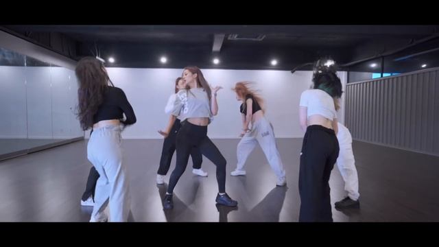 ALiENZ | inverness & Amelia Moore - Toxic | REHEARSAL смотреть онлайн