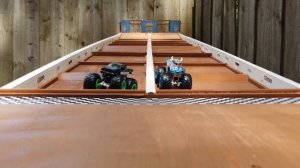 Hot Wheels Monster Truck Racing Straight Rhythm