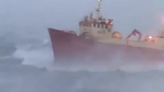 Красота и мощь океана смотреть онлайн