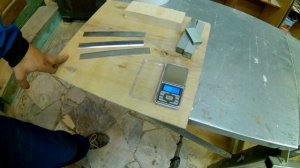 Проще не придумаешь! Приспособление для быстрой заточки ножей рейсмуса и строгального станка.