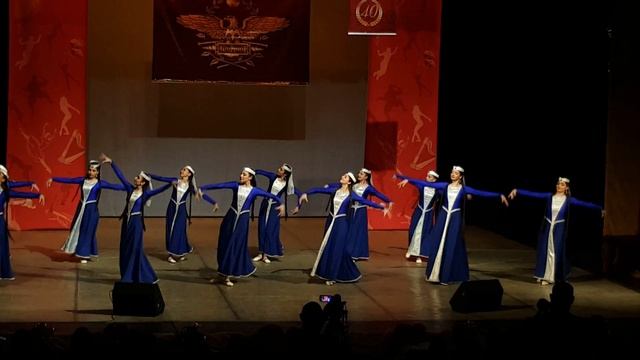 Танцевальный ансамбль Кавказ часть 1 смотреть онлайн
