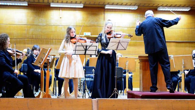 Концерт за две цигулки D Moll  Й.С.Бах Зорница Иларионова и Диана Чаушева