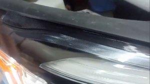 Трещины на фарах