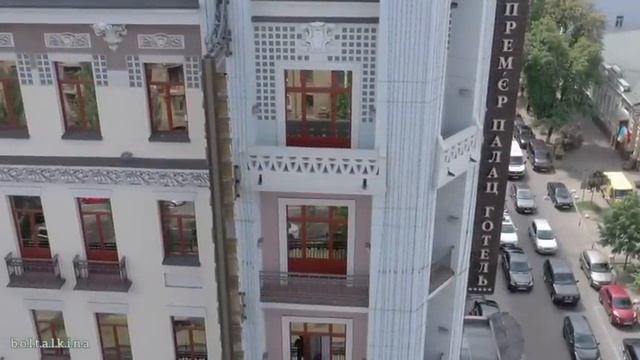 Самвел Адамян напугал "некоторых"? Встретил маму и понял, что всё в этом мире начинается с неё? смотреть онлайн