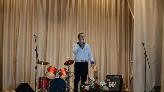 Андрей Стулов - Батарейка (live) смотреть онлайн