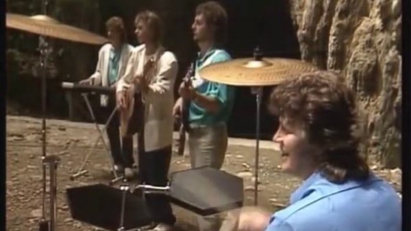 BZN Wheels on fire 24 1988